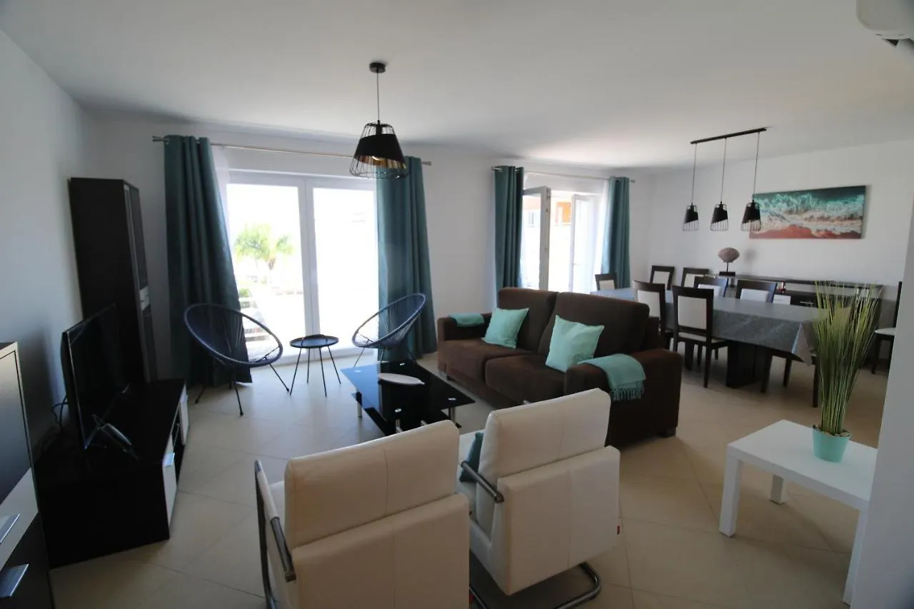 Cabanas Garden - Stunning 2 Bedroom Apartment - Communal Pool - 2 Minuts Walking To The River Cabanas De Tavira Portugal