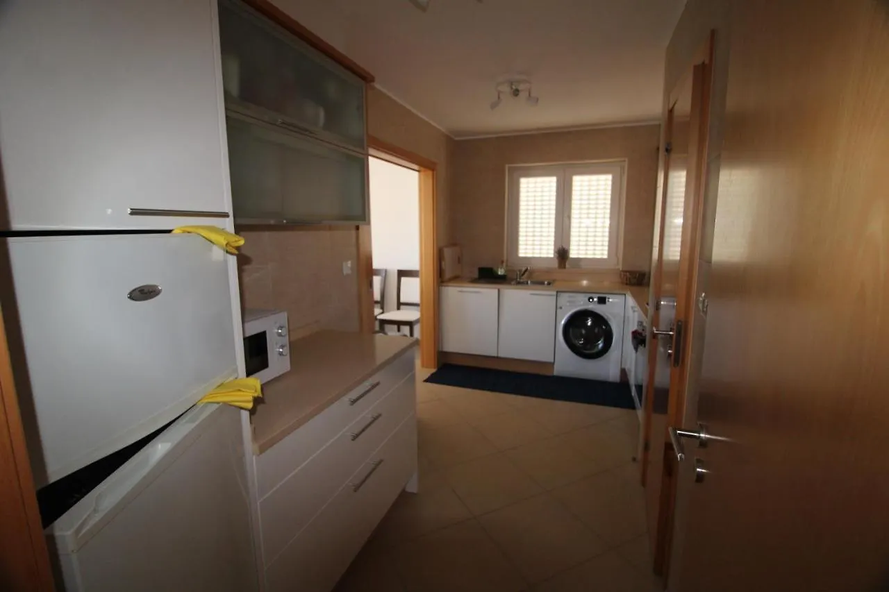 Cabanas Garden - Stunning 2 Bedroom Apartment - Communal Pool - 2 Minuts Walking To The River Cabanas De Tavira