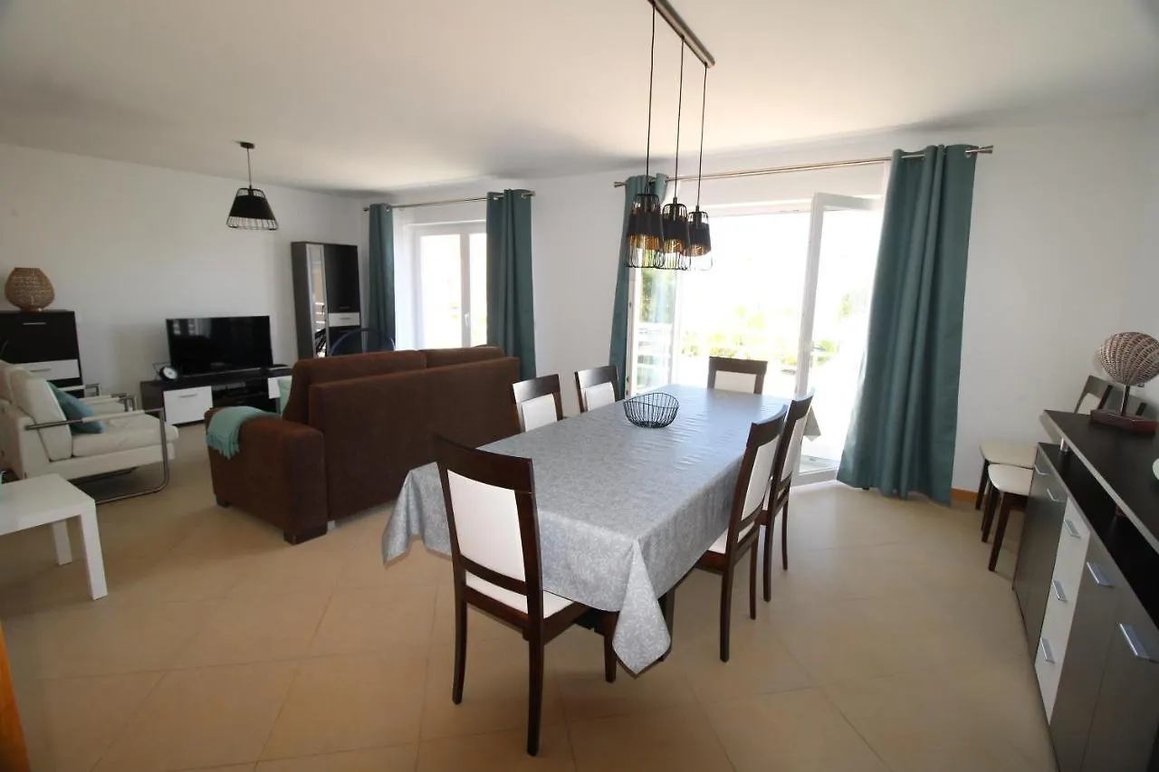 Cabanas Garden - Stunning 2 Bedroom Apartment - Communal Pool - 2 Minuts Walking To The River Cabanas De Tavira