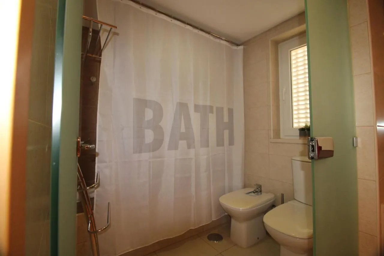 Cabanas Garden - Stunning 2 Bedroom Apartment - Communal Pool - 2 Minuts Walking To The River Cabanas De Tavira 0*,  Portekiz